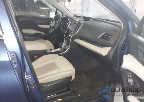 2019 Subaru Ascent Premium z USA, uszkodzony, nr VIN 4S4WMAFD2K3471546